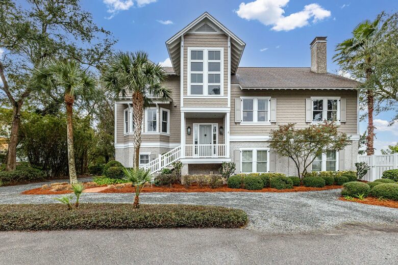 4335 7th Street- Coastal St. Simons Escape Near East Beach - St. Simons Island, Ga, Georgia