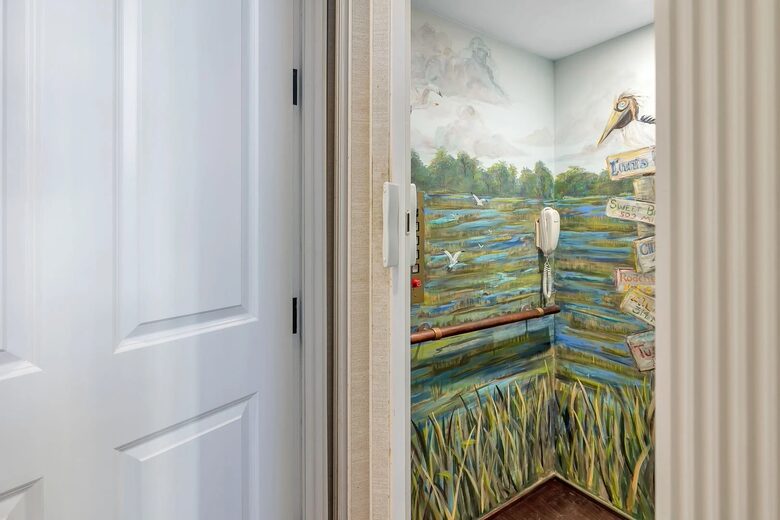 4335 7th Street- Coastal St. Simons Escape Near East Beach - St. Simons Island, Ga, Georgia