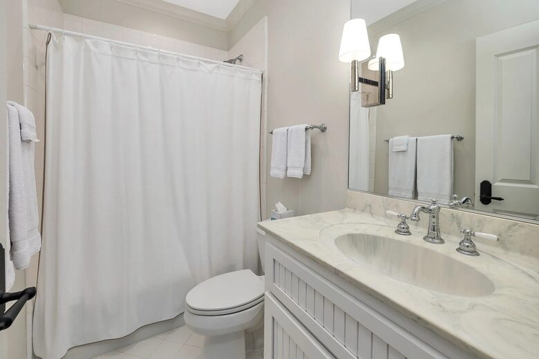 4335 7th Street- Coastal St. Simons Escape Near East Beach - St. Simons Island, Ga, Georgia