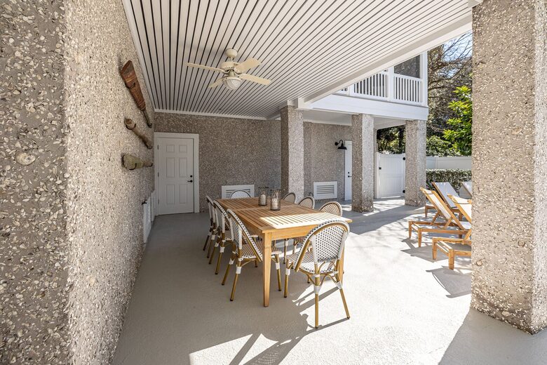 4335 7th Street- Coastal St. Simons Escape Near East Beach - St. Simons Island, Ga, Georgia