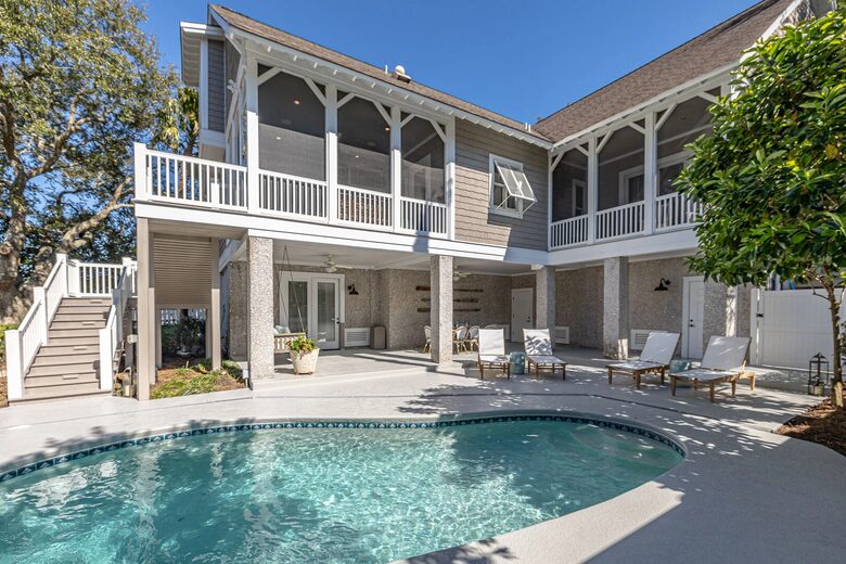 4335 7th Street- Coastal St. Simons Escape Near East Beach - St. Simons Island, Ga, Georgia