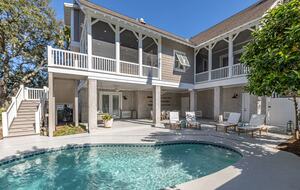 Coastal St. Simons Escape Near East Beach - St. Simons Island, Ga, Georgia