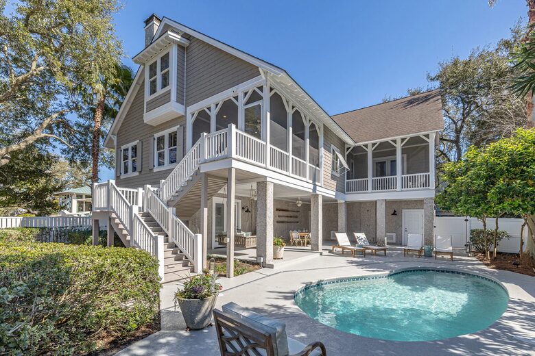 4335 7th Street- Coastal St. Simons Escape Near East Beach - St. Simons Island, Ga, Georgia