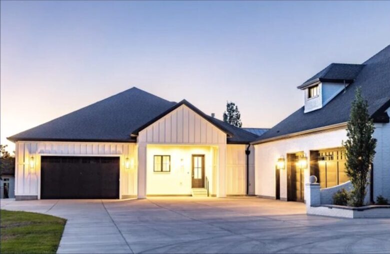 Luxury Mountain Estate with Pool & Home Theater - Draper, Utah