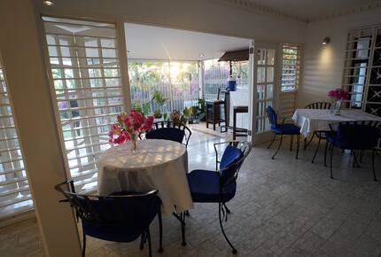 Private Mountain Retreat Overlooking Kingston & the Sea - Kingston, Jamaica