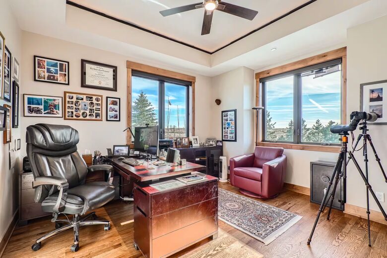 Contemporary Colorado Retreat Overlooking the Flatirons - Boulder, Colorado