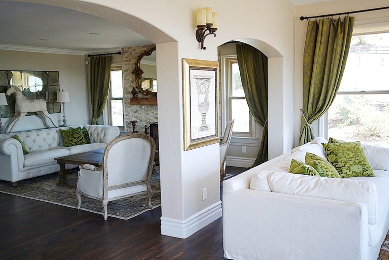 Tuscan Vineyard Villa with Private Pool & Equestrian Estate - Murrieta, California
