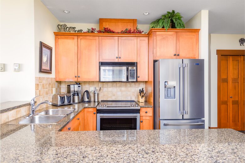 Stonegate Resort Alpine Retreat - Kelowna, Canada