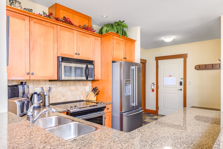 Stonegate Resort Alpine Retreat - Kelowna, Canada