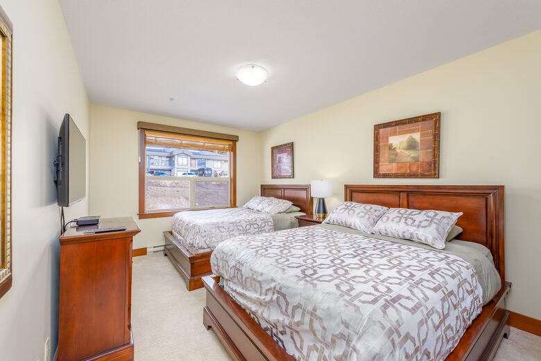 Stonegate Resort Alpine Retreat - Kelowna, Canada
