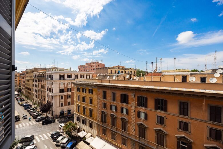 Panoramic Rooftop Residence - Rome, Italy