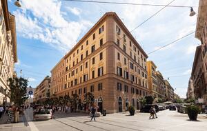 Panoramic Rooftop Residence - Rome, Italy
