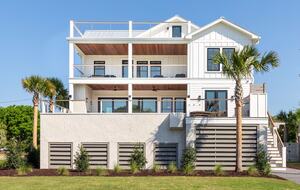 Lowcountry Designer Luxe | Elevator & Resort-Style Pool - Isle of Palms, South Carolina