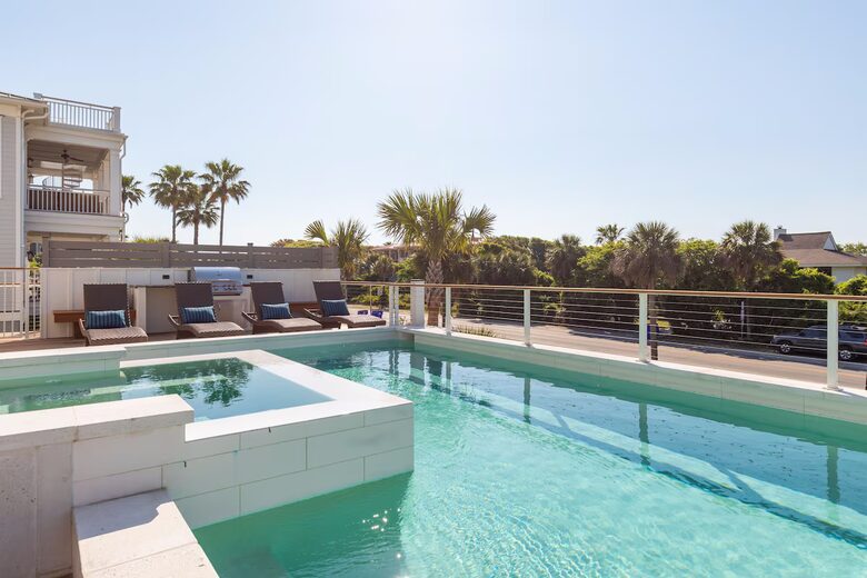 Lowcountry Designer Luxe | Elevator & Resort-Style Pool - Isle of Palms, South Carolina