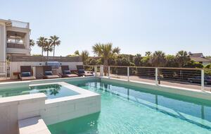 Lowcountry Designer Luxe | Elevator & Resort-Style Pool - Isle of Palms, South Carolina