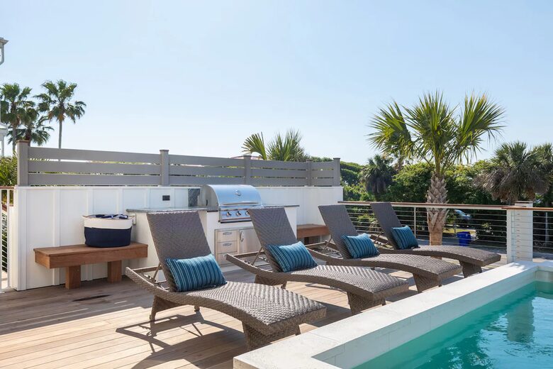 Lowcountry Designer Luxe | Elevator & Resort-Style Pool - Isle of Palms, South Carolina