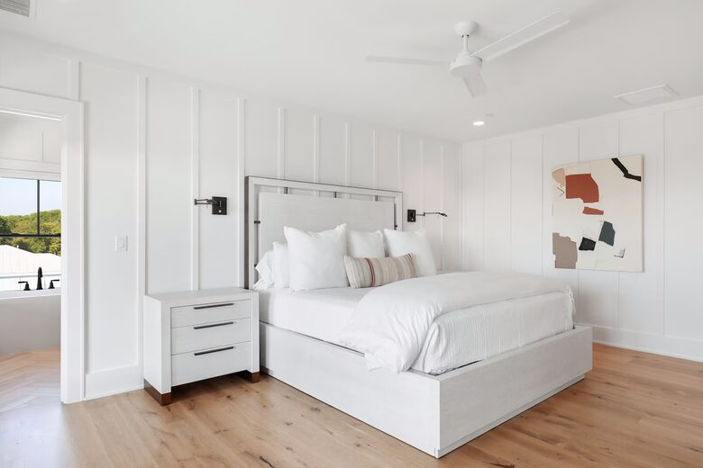 Lowcountry Designer Luxe | Elevator & Resort-Style Pool - Isle of Palms, South Carolina