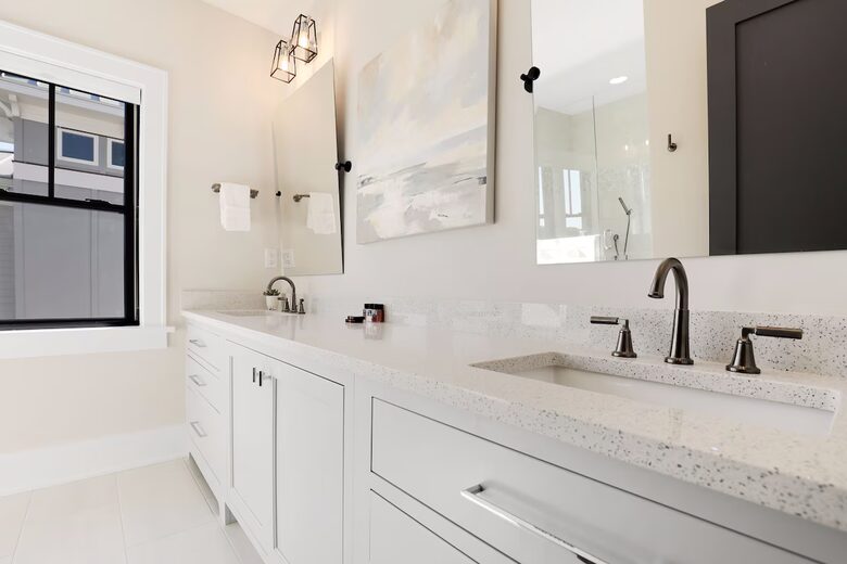 Lowcountry Designer Luxe | Elevator & Resort-Style Pool - Isle of Palms, South Carolina