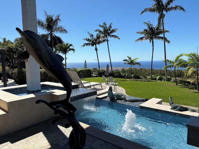 Big Island Retreat with Panoramic Pacific Views & Sauna - Kailua Kona, Hawaii