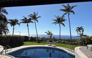 Big Island Retreat with Panoramic Pacific Views & Sauna - Kailua Kona, Hawaii