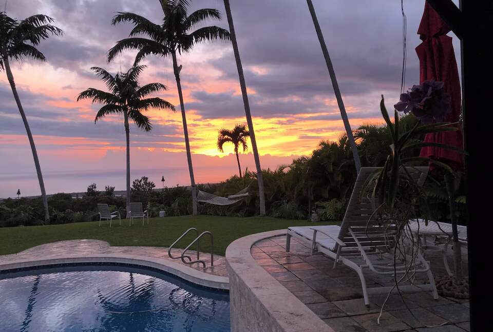 Big Island Retreat with Panoramic Pacific Views & Sauna - Kailua Kona, Hawaii