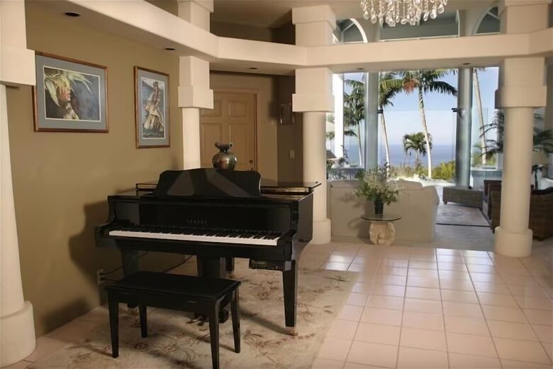 Big Island Retreat with Panoramic Pacific Views & Sauna - Kailua Kona, Hawaii