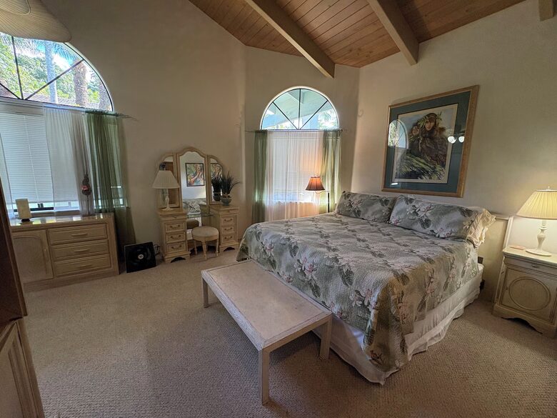 Big Island Retreat with Panoramic Pacific Views & Sauna - Kailua Kona, Hawaii
