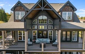 Acorn Landing Lakefront Retreat on Hyco Lake - Semora, North Carolina