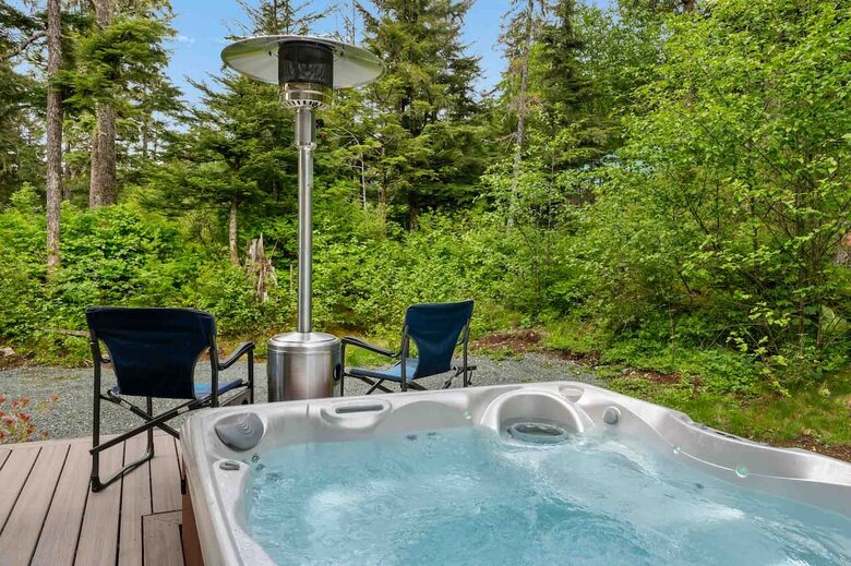 Juneau Nature Retreat | Forest Setting Near Auke Bay - Juneau, Alaska