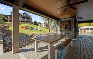 Acorn Landing Lakefront Retreat on Hyco Lake - Semora, North Carolina