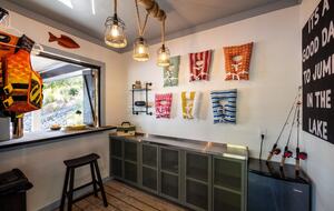 Acorn Landing Lakefront Retreat on Hyco Lake - Semora, North Carolina