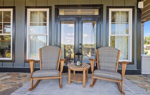 Acorn Landing Lakefront Retreat on Hyco Lake - Semora, North Carolina