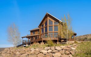 Grand Mesa Mountain Retreat with Hot Tub & Panoramic Views - Mesa, Colorado