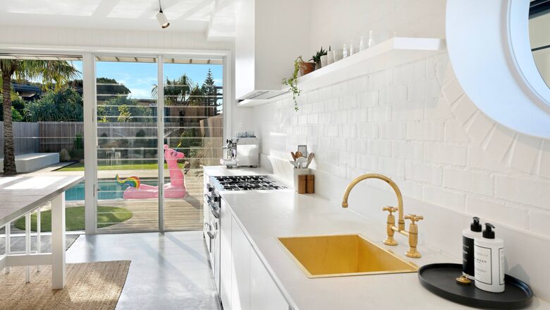 Luxury Beach House Near Belongil & Byron Town - Byron Bay, Australia