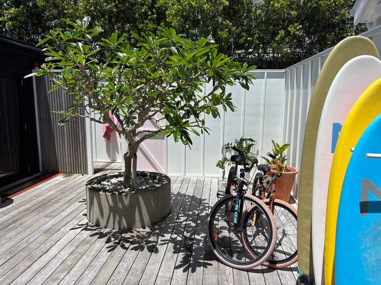Luxury Beach House Near Belongil & Byron Town - Byron Bay, Australia