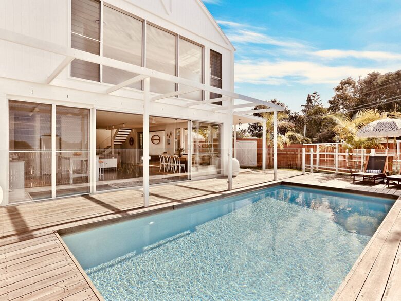 Luxury Beach House Near Belongil & Byron Town - Byron Bay, Australia