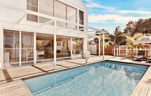 Luxury Beach House Near Belongil & Byron Town - Byron Bay, Australia