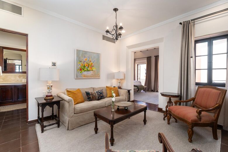 Luxury San Miguel Villa with Rooftop Terrace & Five-Star Access - San Miguel de Allende, Mexico