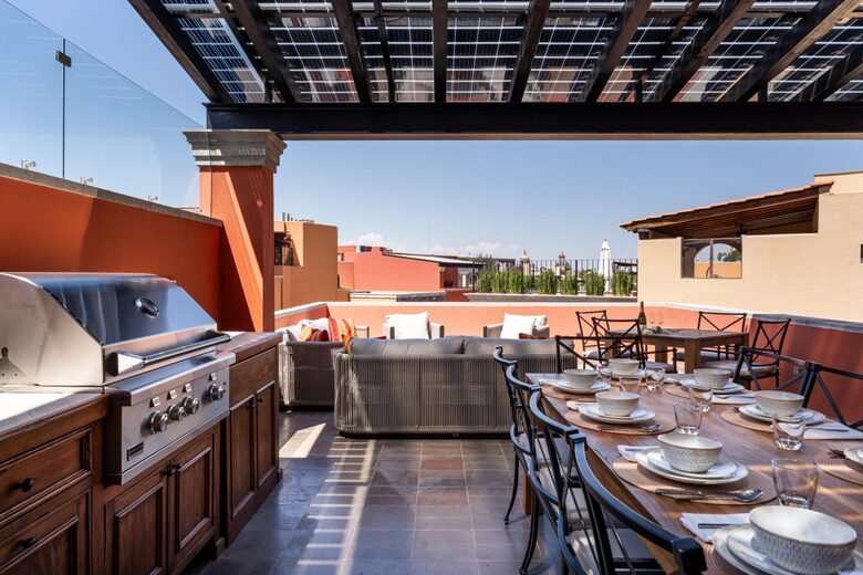 Luxury San Miguel Villa with Rooftop Terrace & Five-Star Access - San Miguel de Allende, Mexico