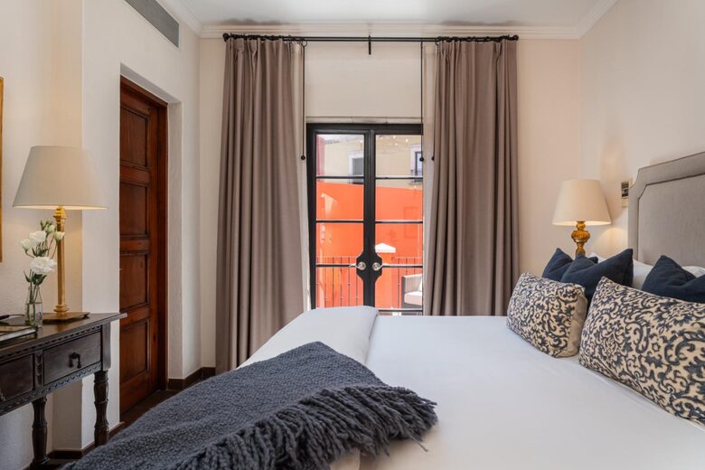 Luxury San Miguel Villa with Rooftop Terrace & Five-Star Access - San Miguel de Allende, Mexico