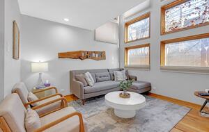 Wrigleyville City Retreat - Chicago, Illinois
