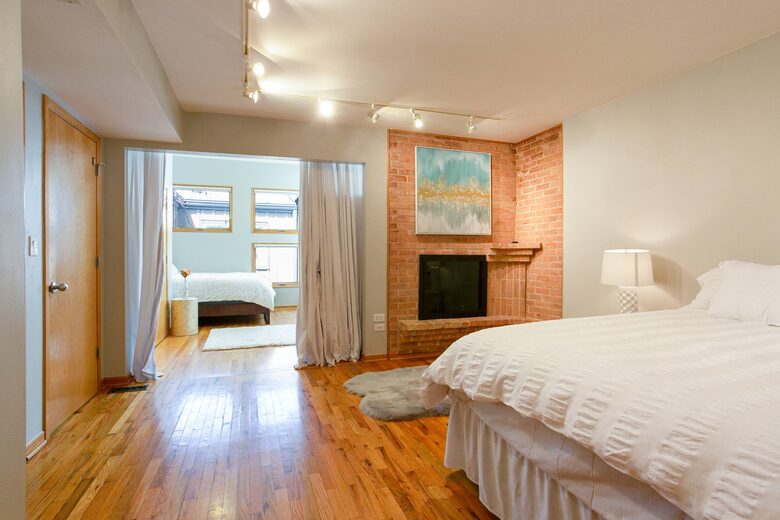 Wrigleyville City Retreat - Chicago, Illinois