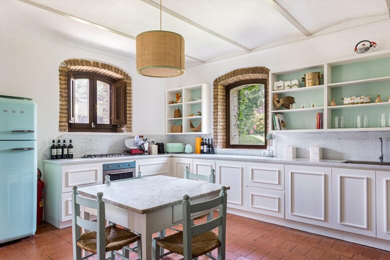A Refined Umbrian Estate with Vineyards and Olive Groves - Gualdo Cattaneo, Perugia, Italy
