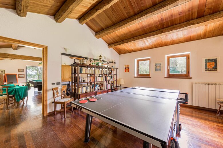 A Refined Umbrian Estate with Vineyards and Olive Groves - Gualdo Cattaneo, Perugia, Italy