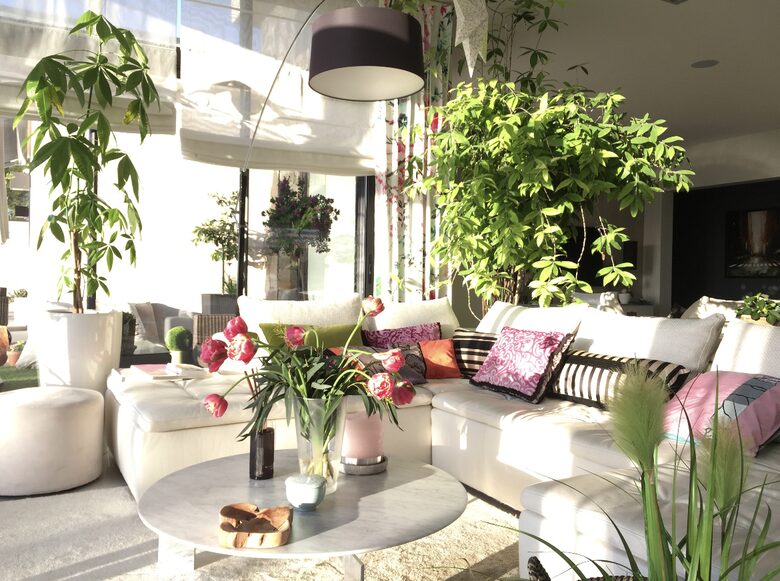 Contemporary Villa with Private Spa and Panoramic Views - Saint-Gély-du-Fesc, France