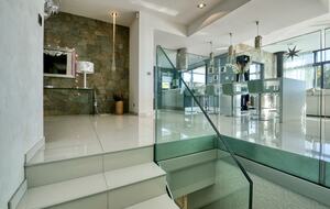 Prestigious contemporary villa with private spa and panoramic view - Saint-Gély-du-Fesc, France