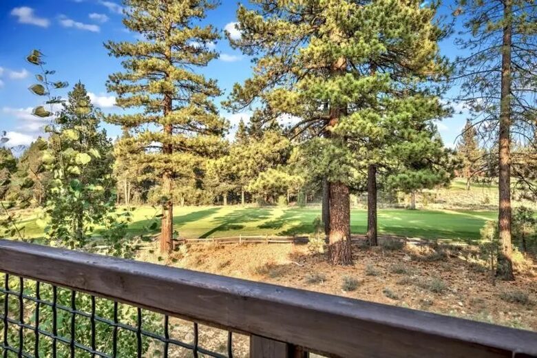 Sierra Pines Retreat | Spacious Mountain Getaway - Truckee, California