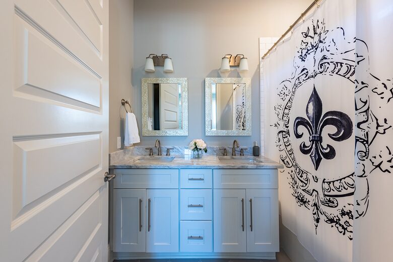 Garden District-Adjacent New Orleans Retreat - New Orleans, Louisiana