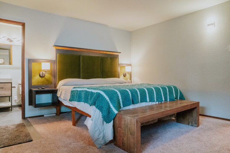 Forest Retreat Near Mammoth Mountain - Mammoth Lakes, California