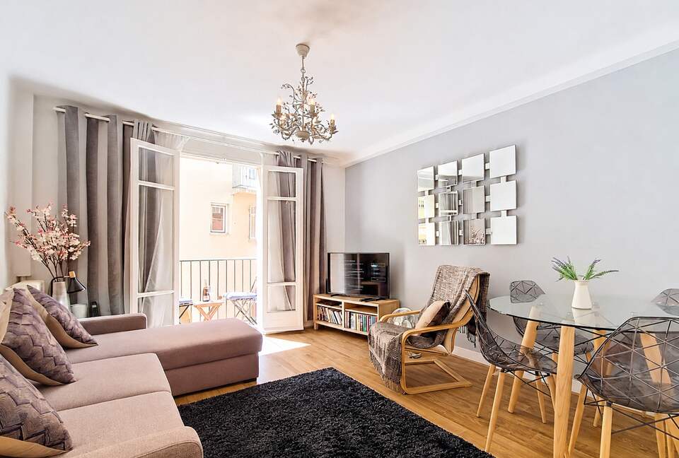 Historic Old Town Apartment Overlooking Vibrant Streets - Nice, France